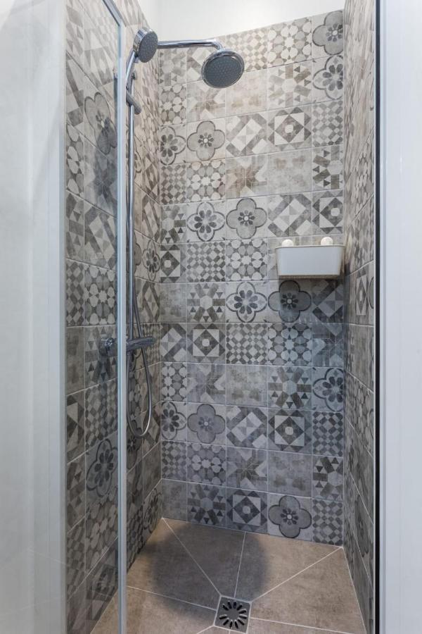 Cmg Montmartre - Chateau Rouge 1 Apartment *