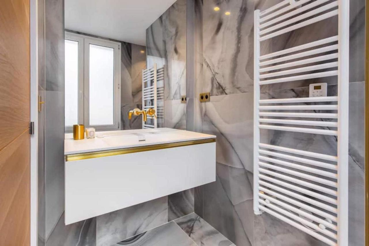 Apartment Newly Rebuilt By Architect - Center Of *
