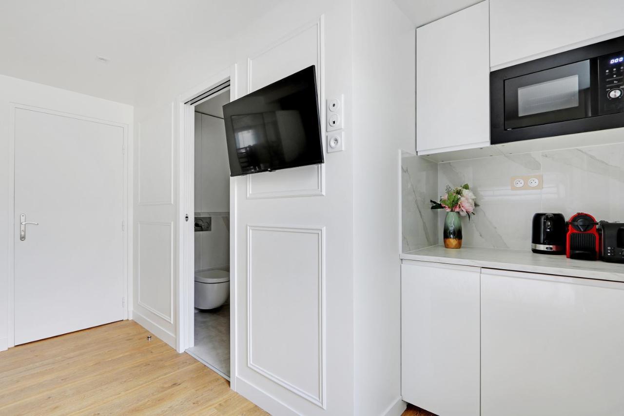 Cmg Boulanger / Republique Paris