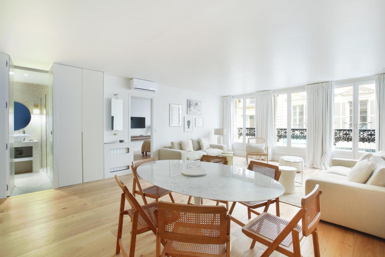 In The Center Of By Prestige Appartement *