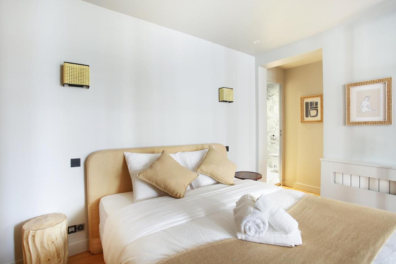 Appartement In The Center Of By Prestige *