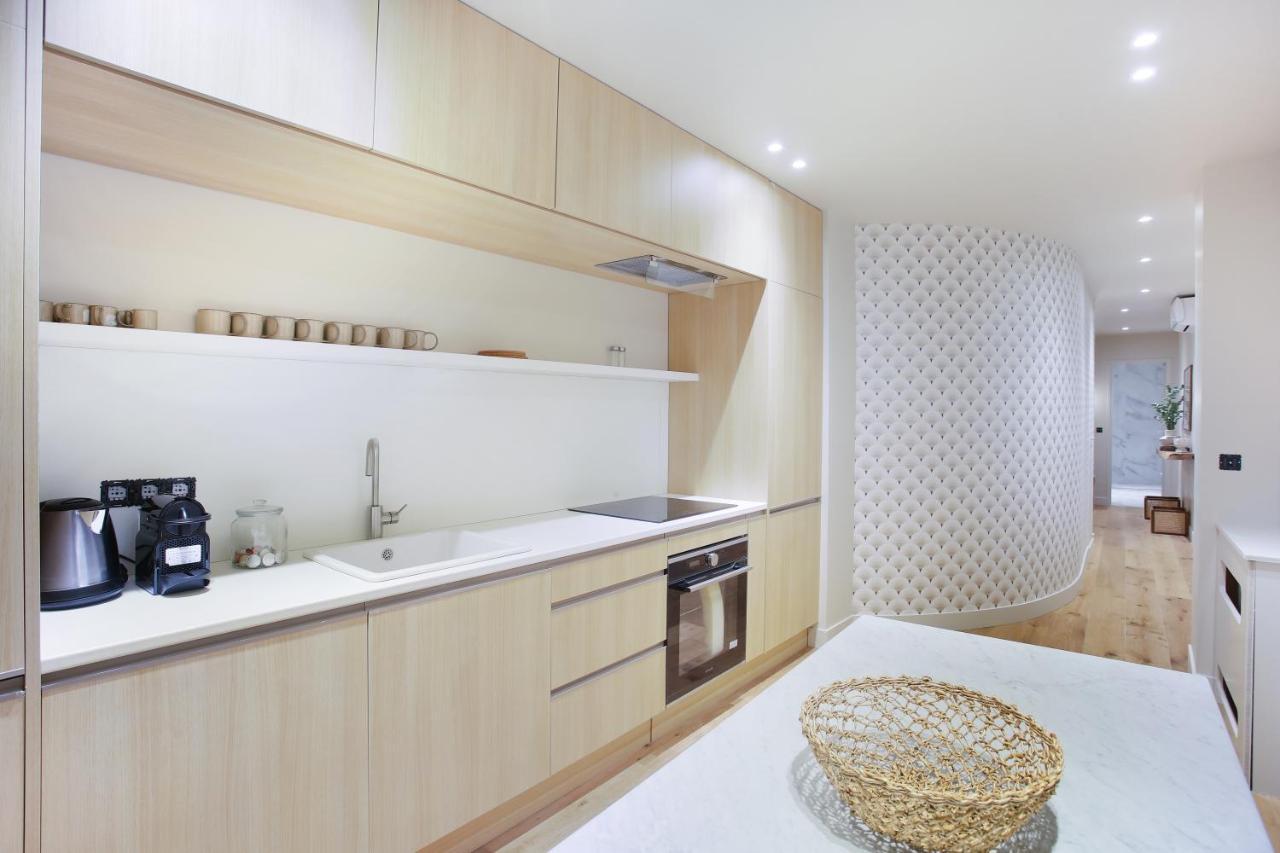 Appartement In The Center Of By Prestige Paris