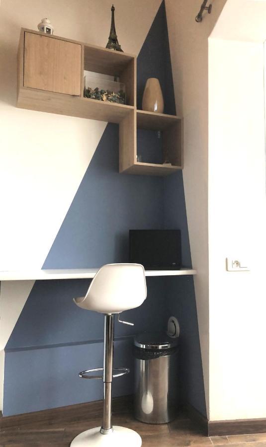 Loft 5 Places With View On Eiffel Tower Apartment