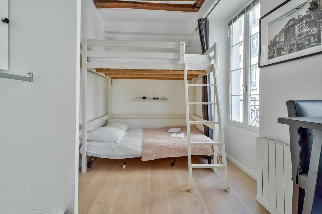Cute Mezzanine In The Heart Of Paris