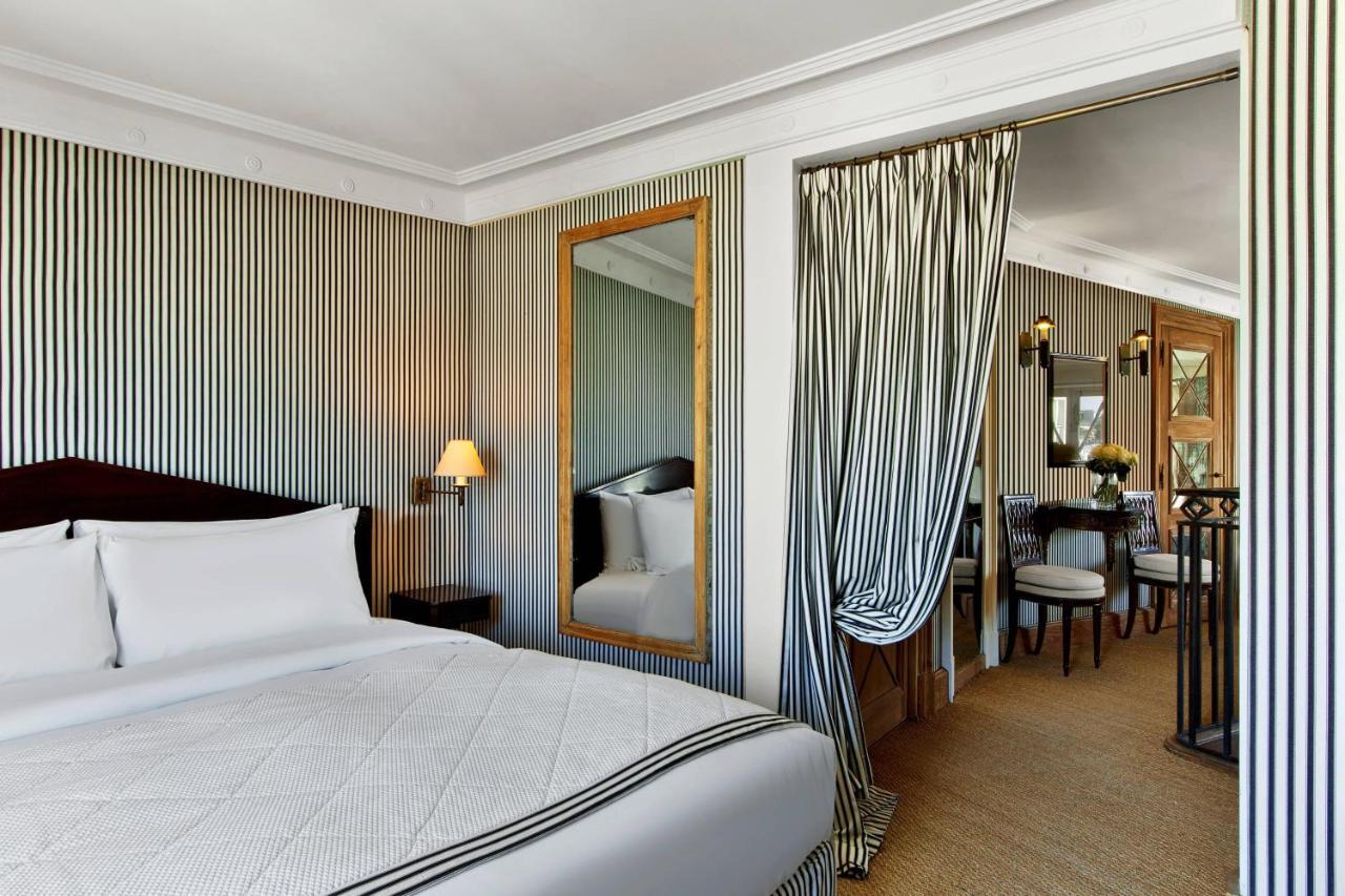 Le Dokhan's Arc De Triomphe, A Tribute Portfolio 5* Paris