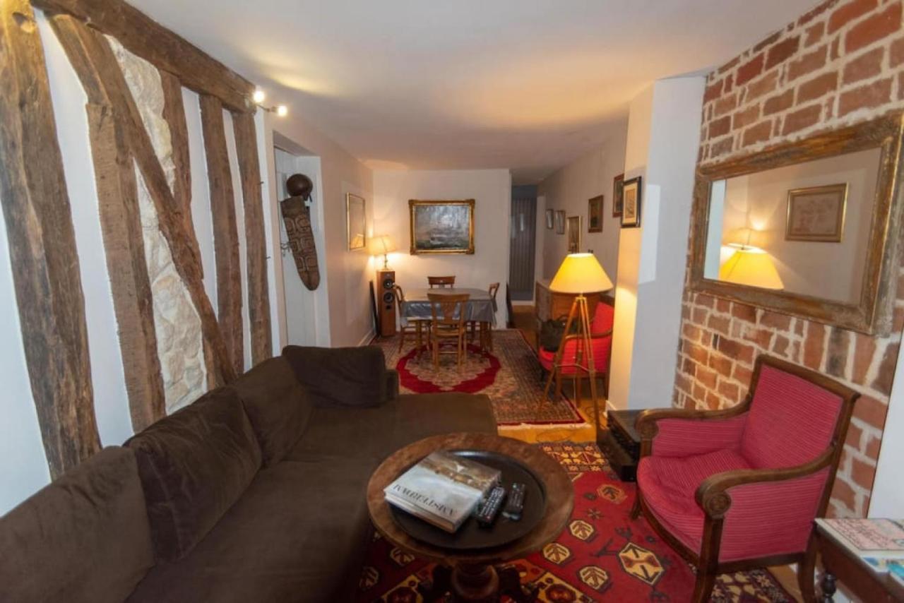 Very French Two Bedroom In The Heart Of Apartment Paris