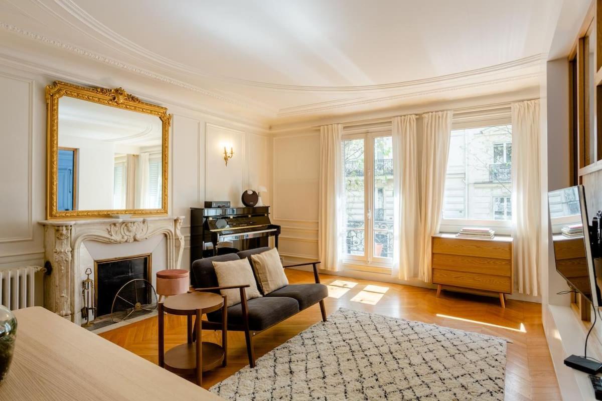 Bel Dans Le 9eme Apartment Paris