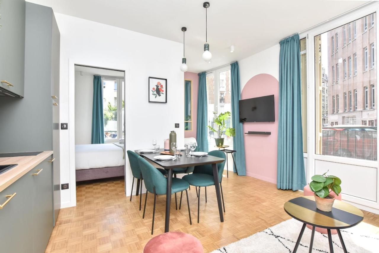 Charming And Cosy Flat Next To The Eiffel Tower Paris