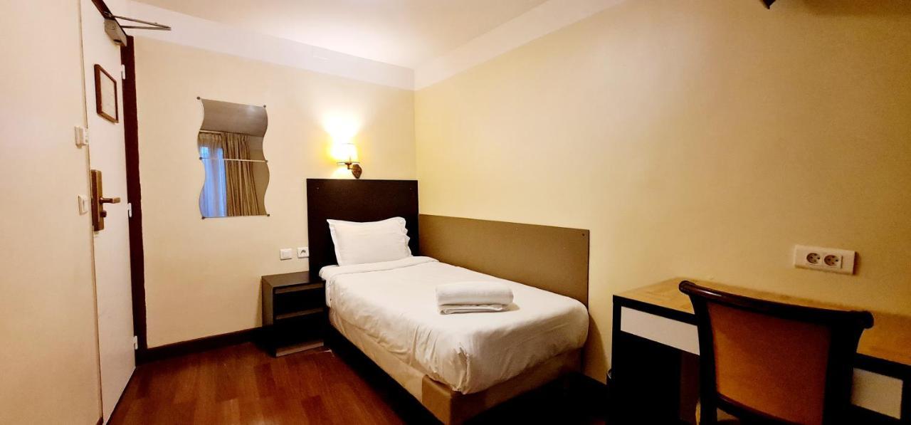 De France 18 Hotel Paris