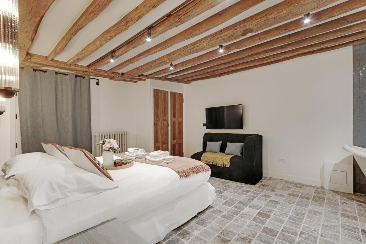Cmg Amazing Duplex 3br 6p Le Marais Apartment