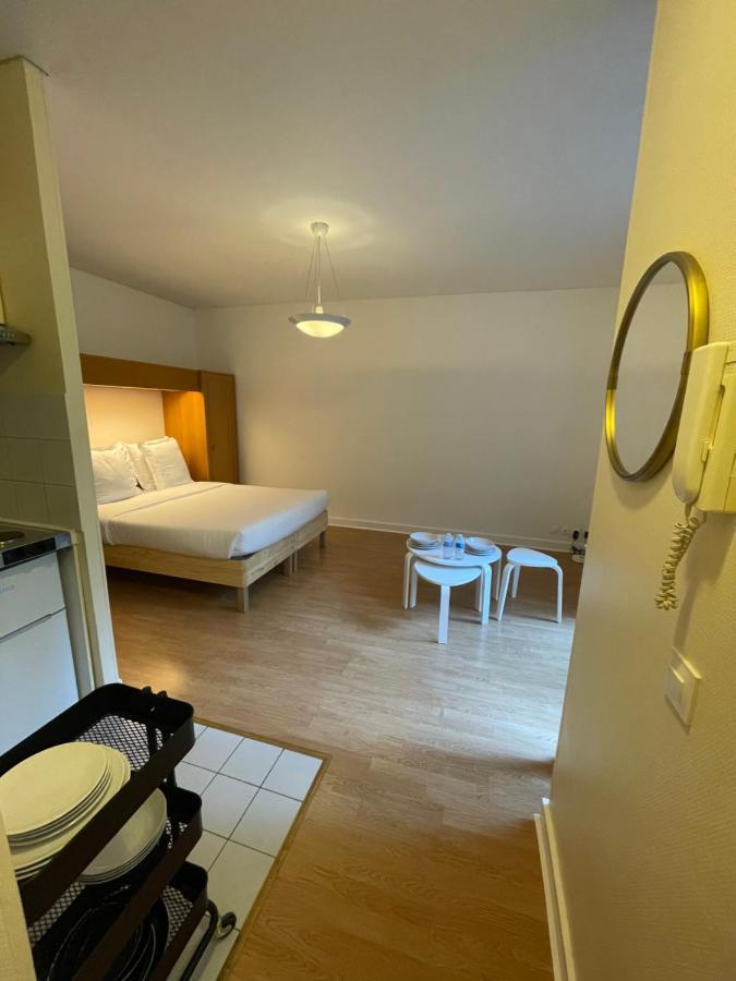 Cite Bergere Apartment Paris