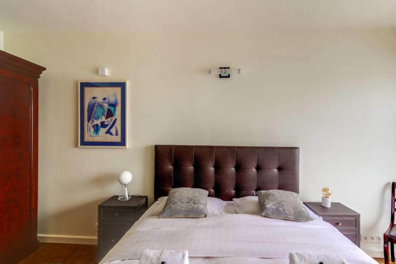 Guestready-spacious Near Exhibition Park Appartement Paris