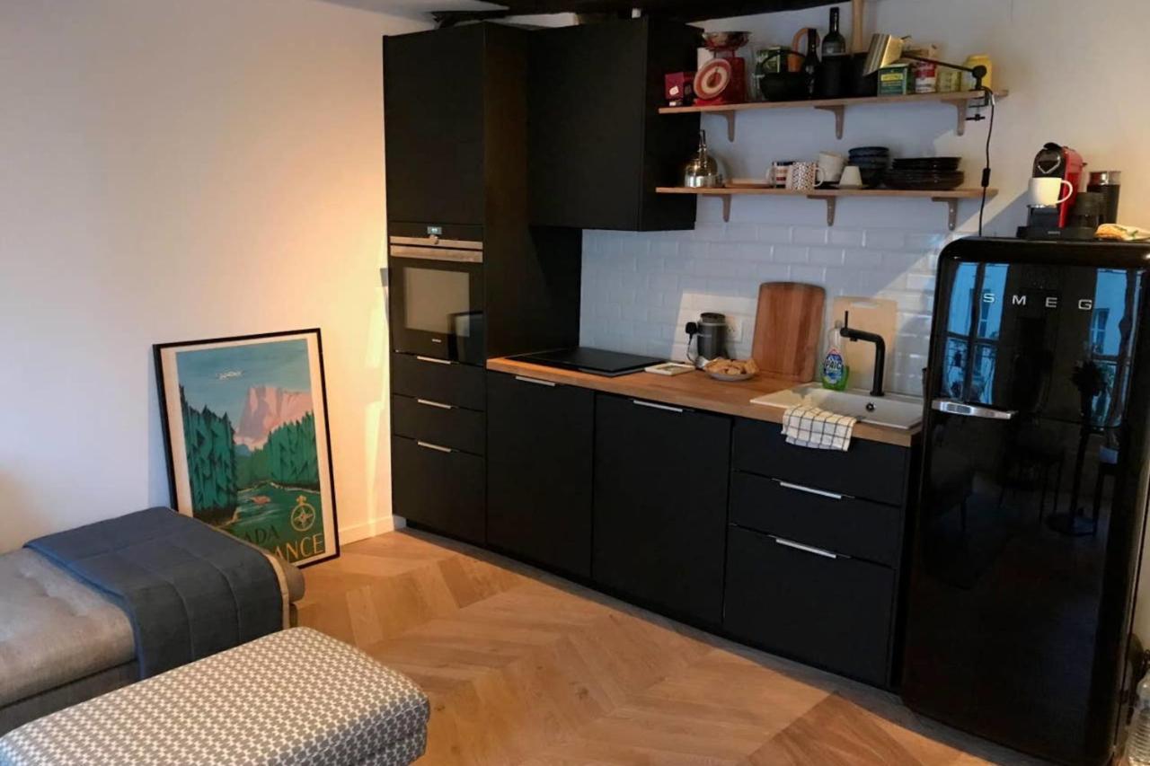 Hostnfly Apartments - Beautiful Renovated Apt In The Maraispompidou Apartment *
