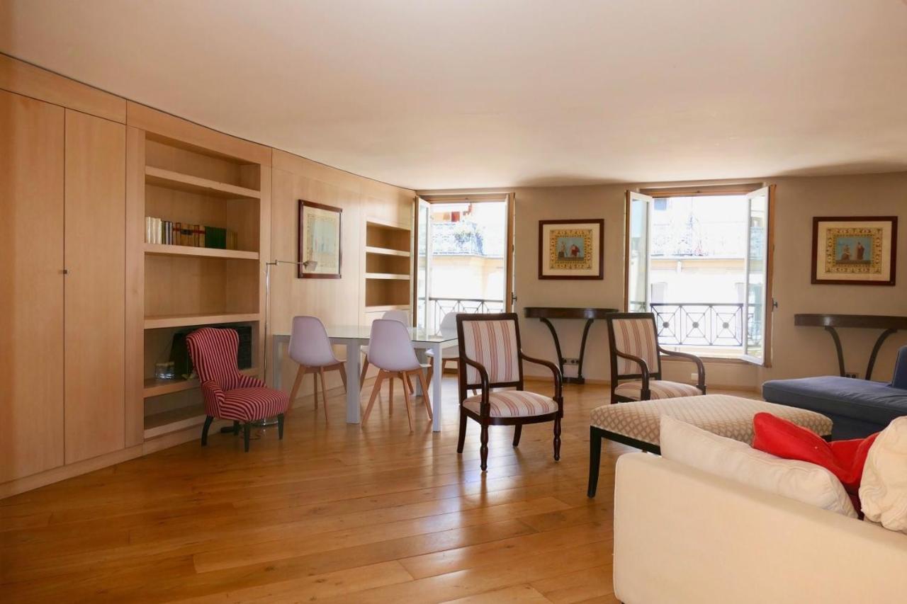 84m² - Quartier St Germain Des Pres * Paris