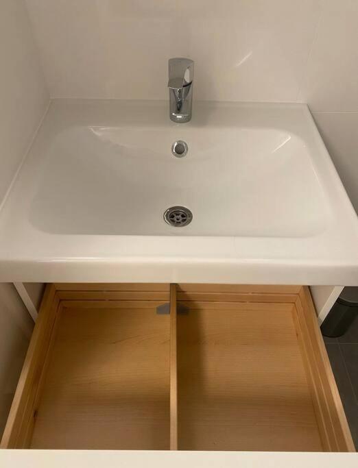 Newly Renovated Studio Near The Eiffel Tower Apartment