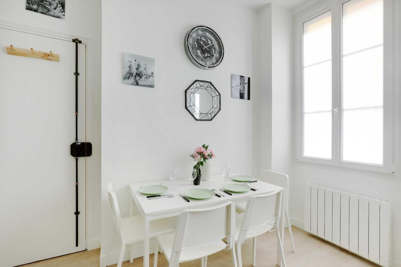 Apartment Magnifique Studio 1br/4p - Guy Moquet / Brochant Paris