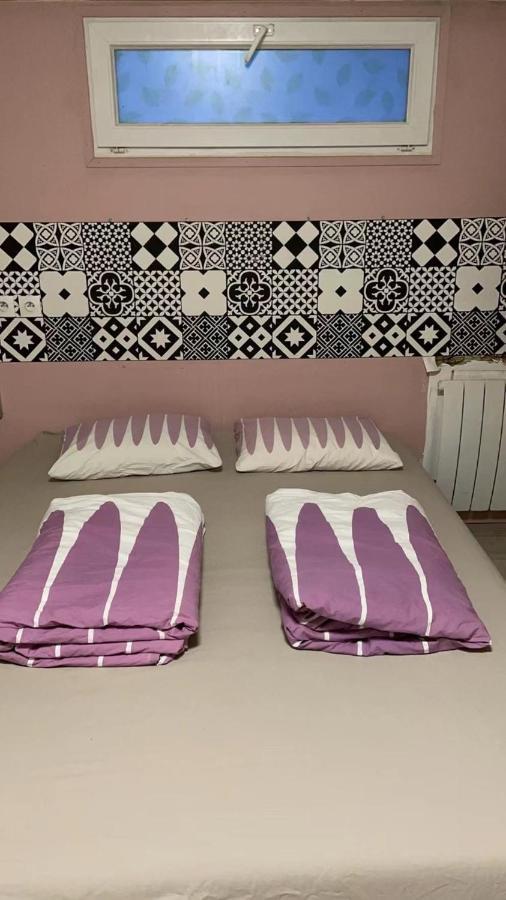 Hostel Fleur De *