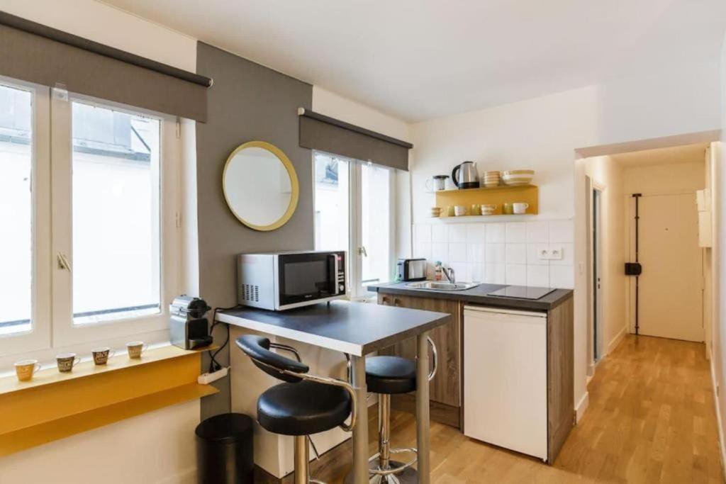 Cmg Ledru-rollin - Canal Saint Martin 3 Apartment Paris
