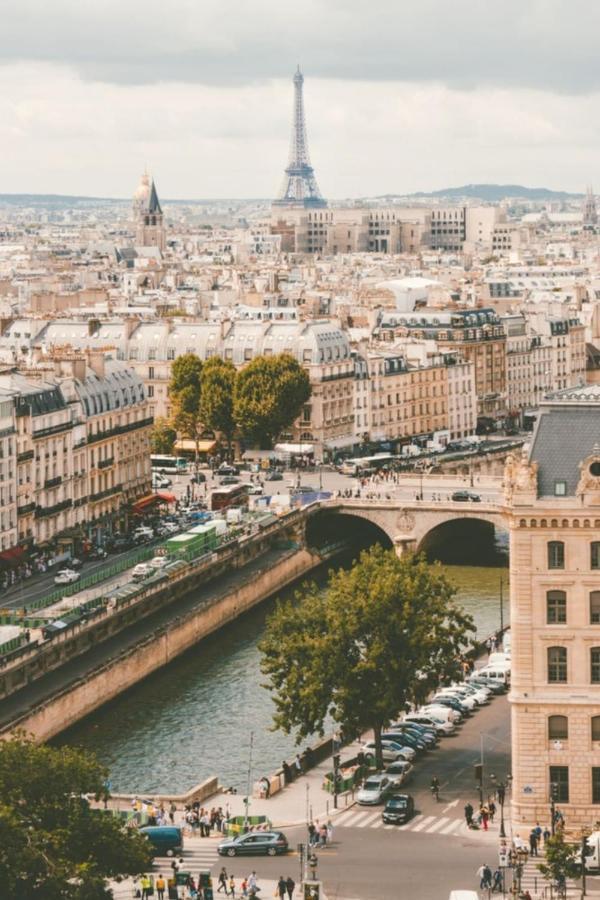 Modern 1 Bedroom Close Sacre Coeur Paris
