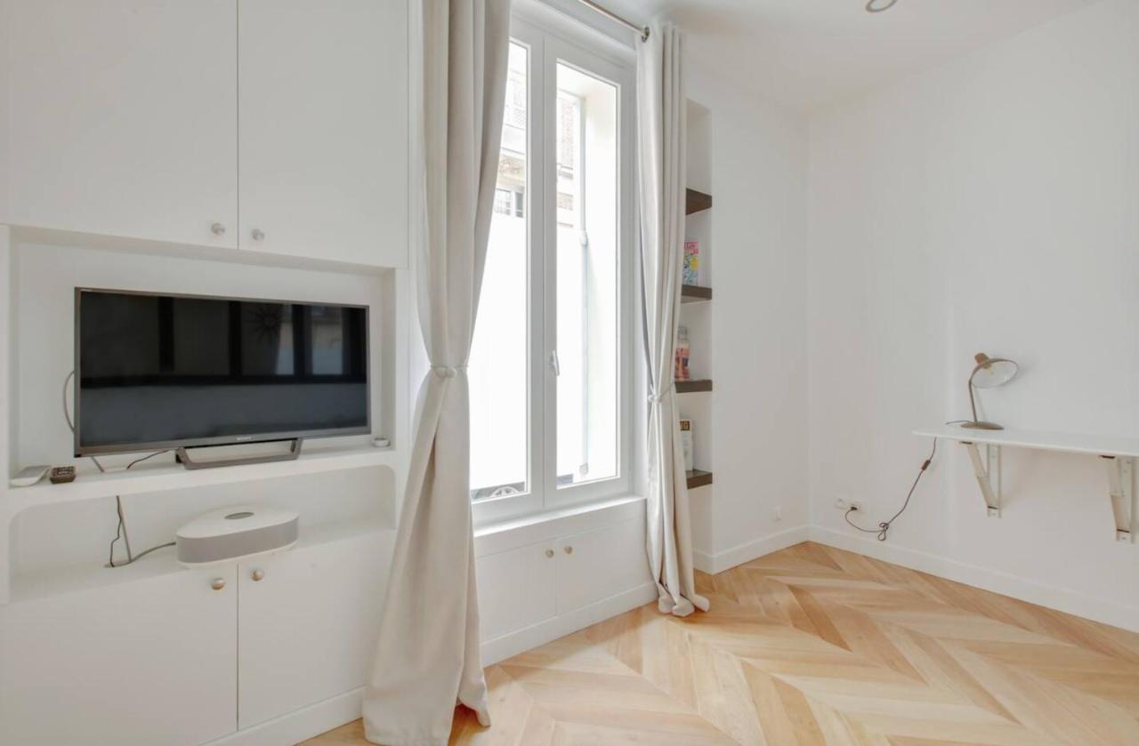Refurbished Design Flat -near Champs-elysées Appartement *