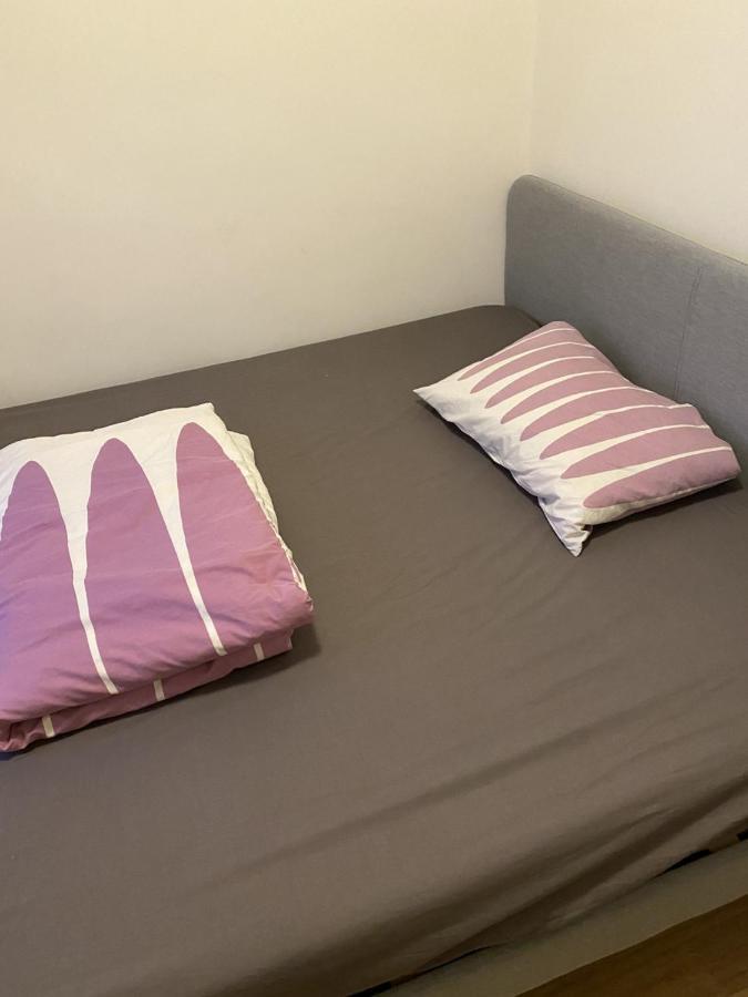 Fleur De Hostel *