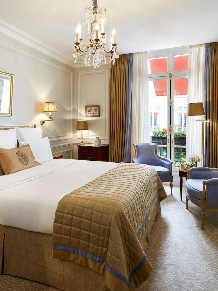 Plaza Athénée - Dorchester Collection Paris