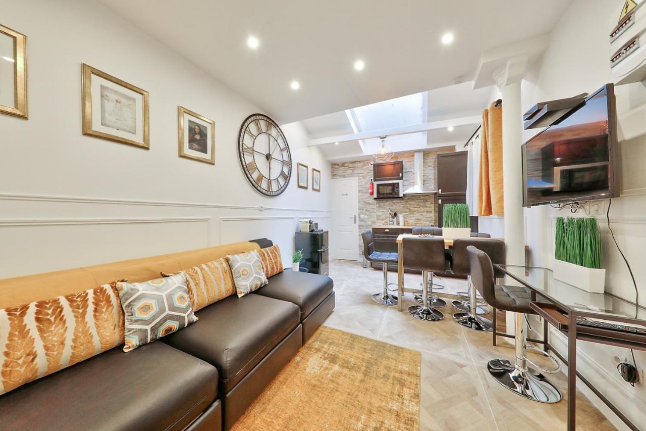 38 Atelier Mona Lisa Apartment *