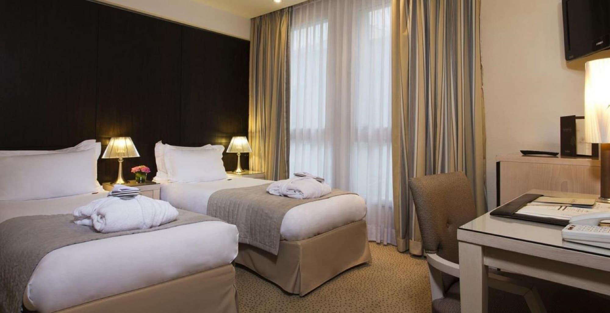 Le Pera Hotel Paris