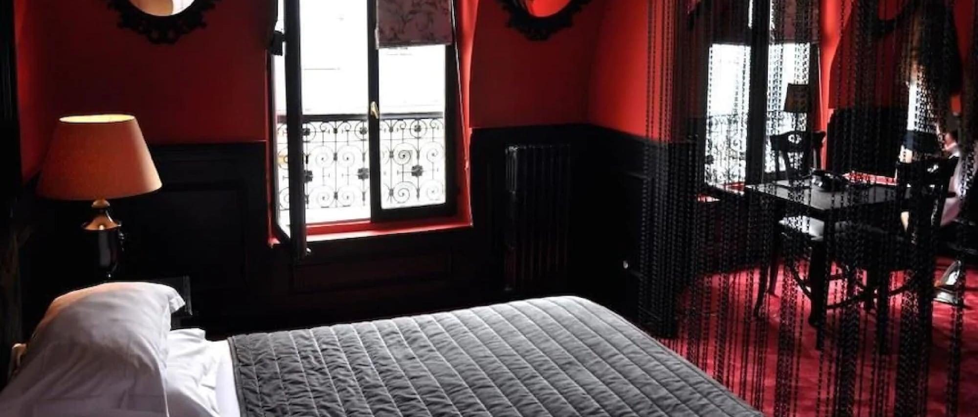 Alba Opera Hotel 3*