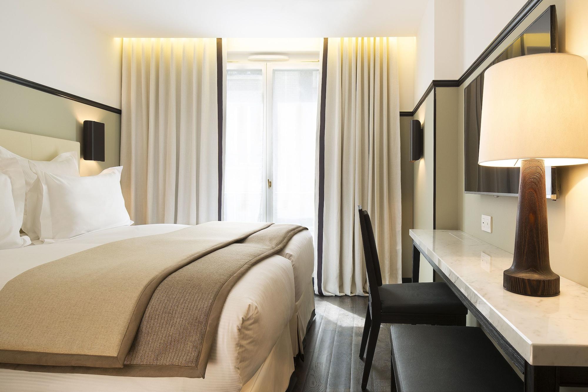The Chess Hotel Paris