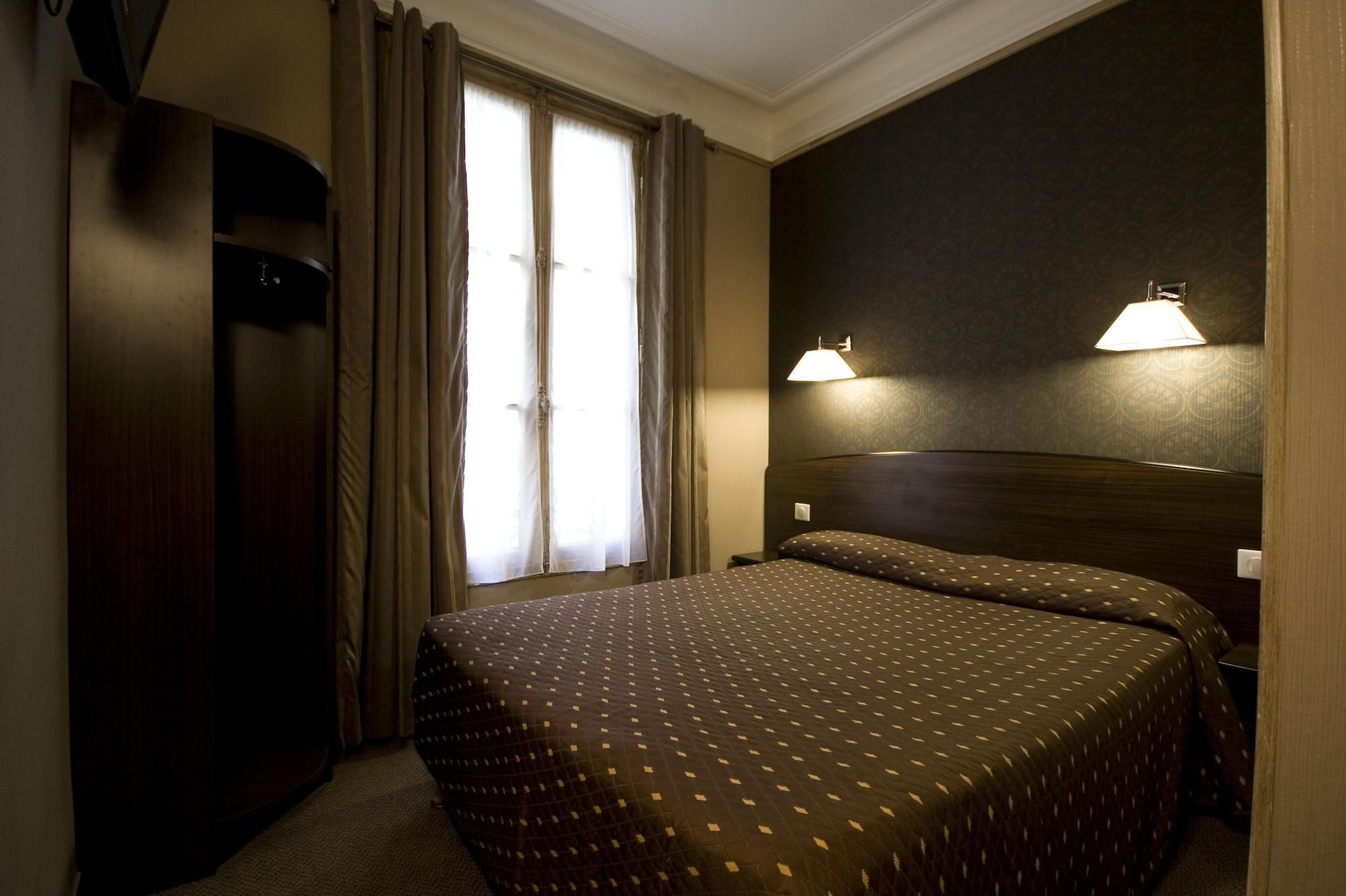 Victor Massé 2* Paris