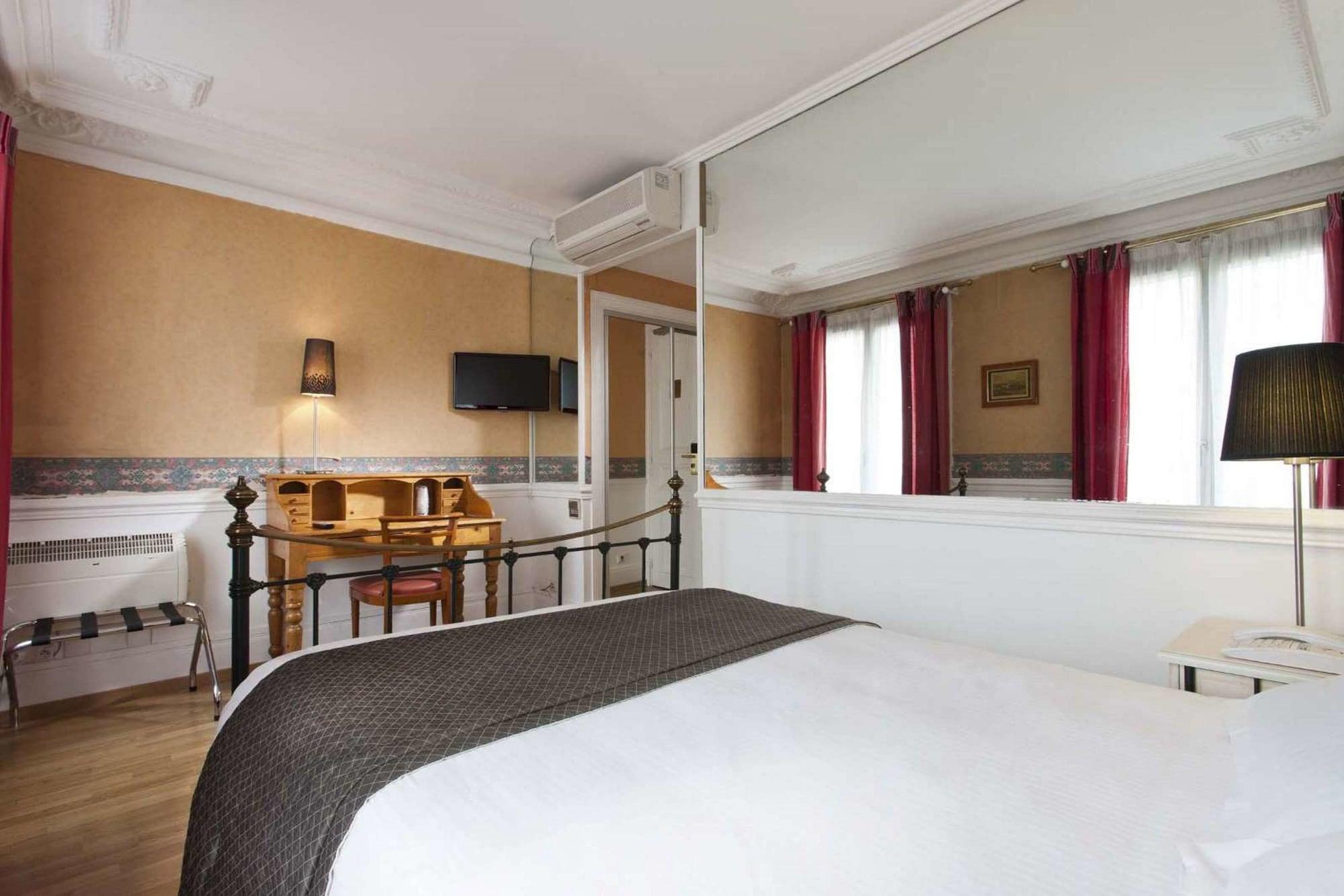 Claude Bernard Saint-germain Hotel 3*