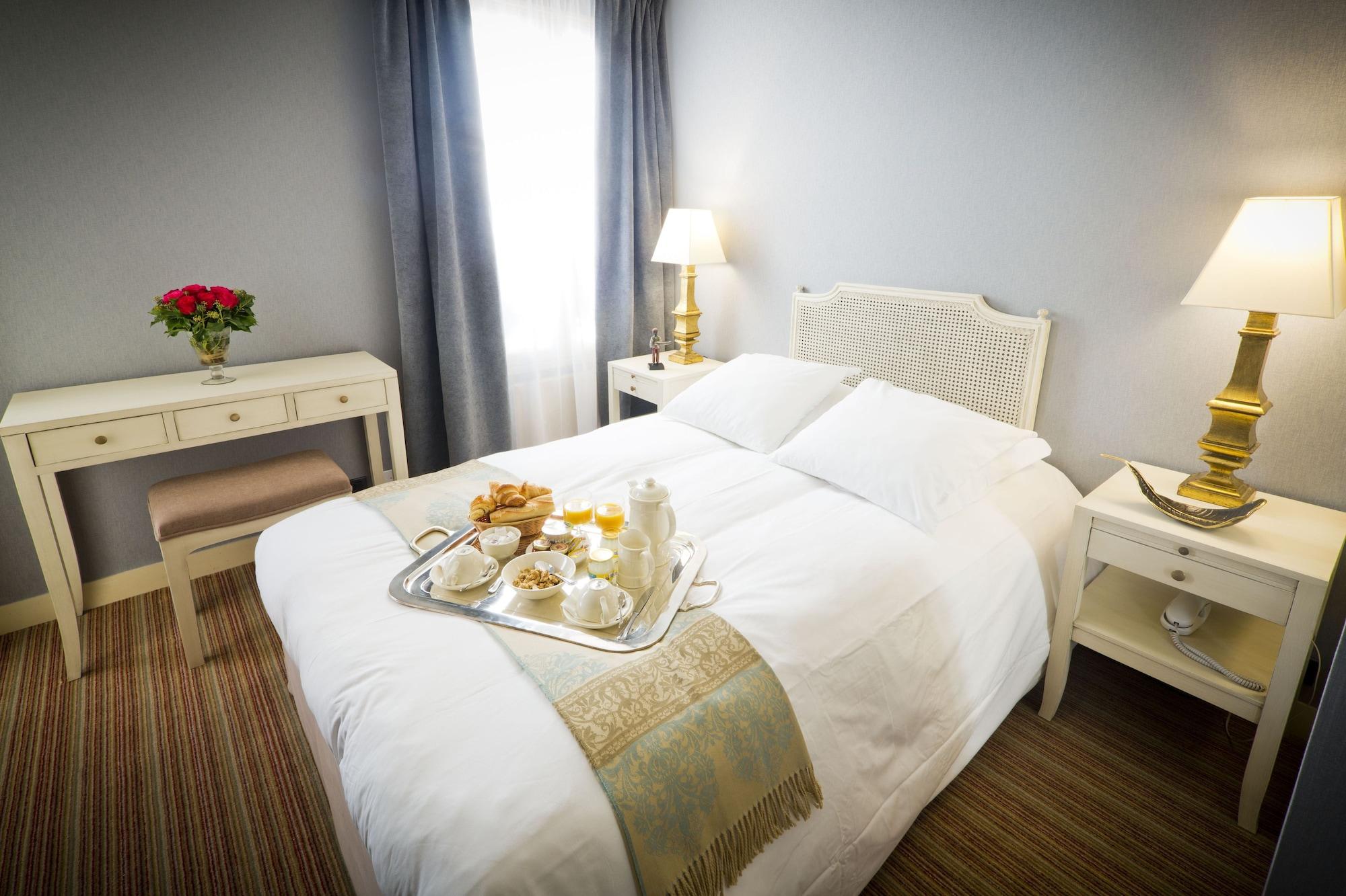Champerret Heliopolis 3* Paris
