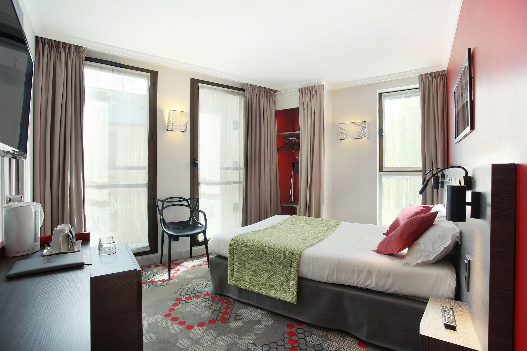 Eiffel Capitol Hotel Paris