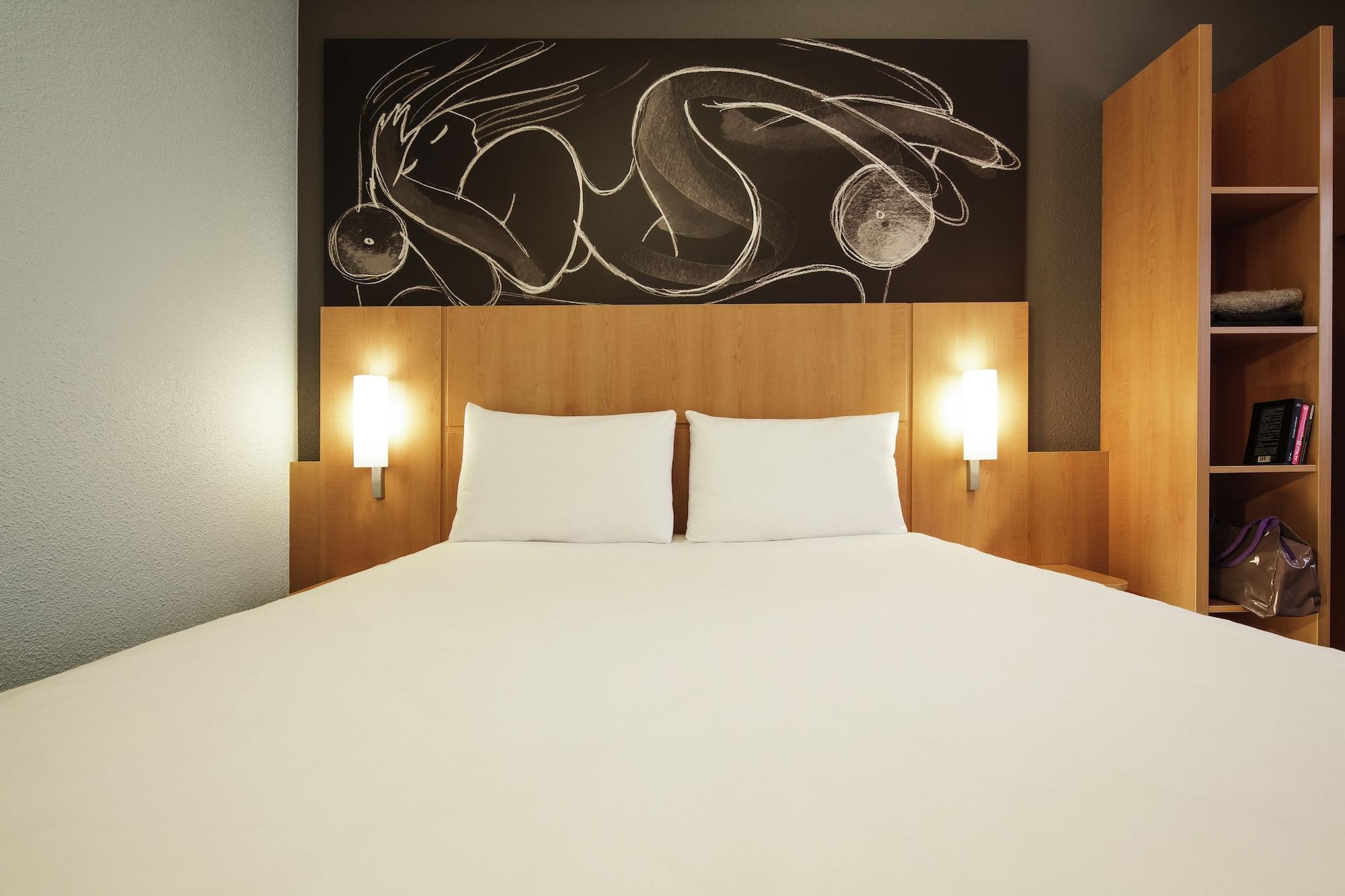 Hotel Ibis Gare De Lyon Ledru Rollin 3*
