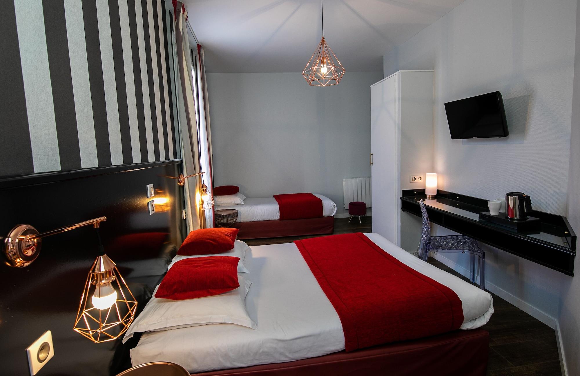 Hotel Eiffel Garibaldi Paris