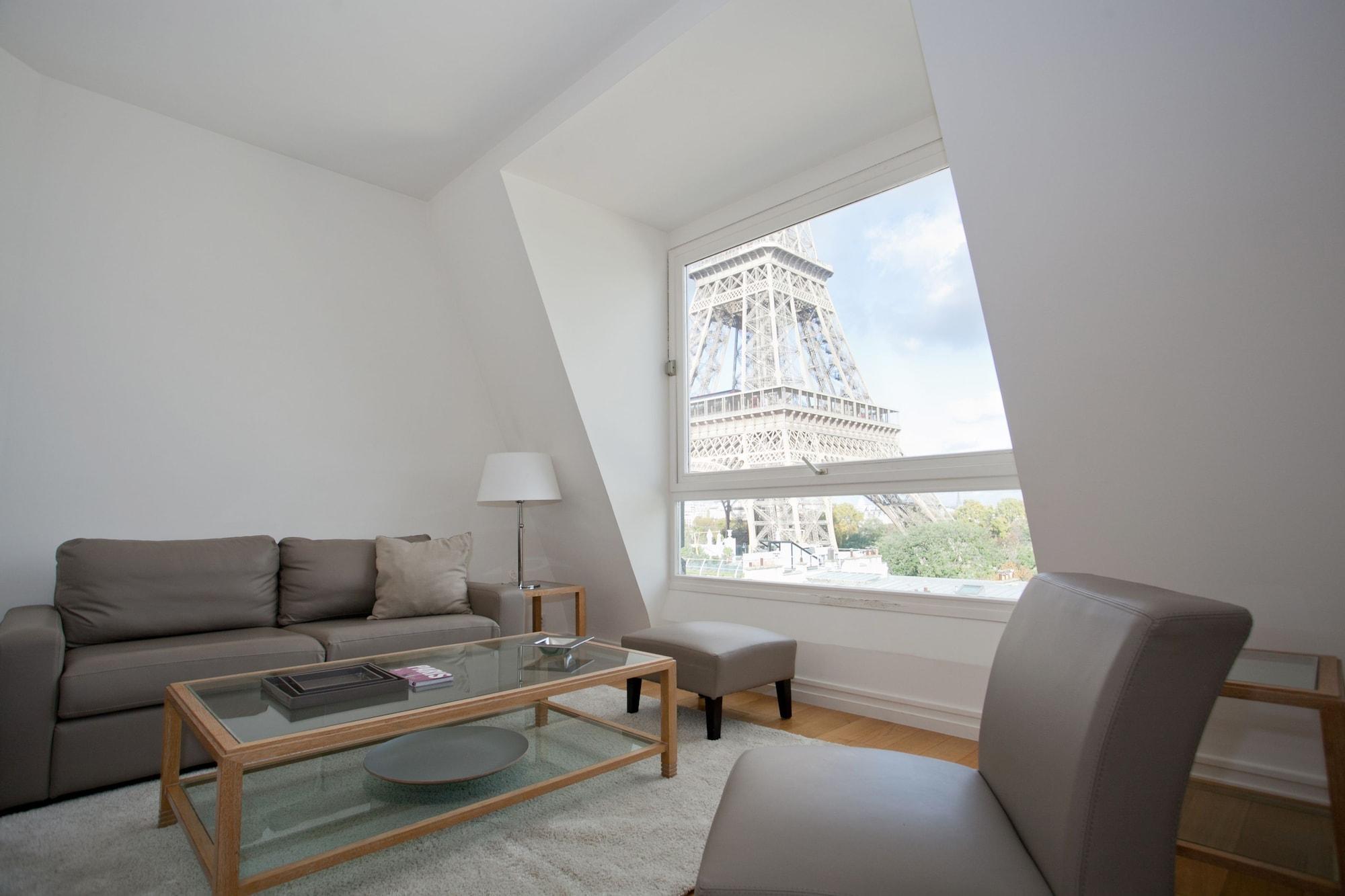 Charles Floquet 3* Paris