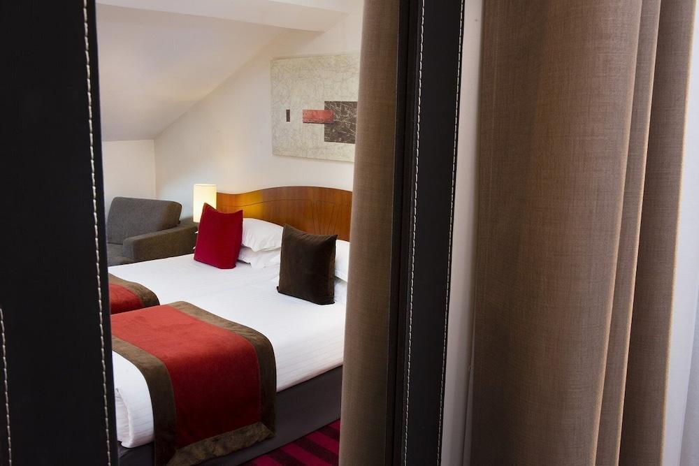 Europe Eiffel Hotel 3*