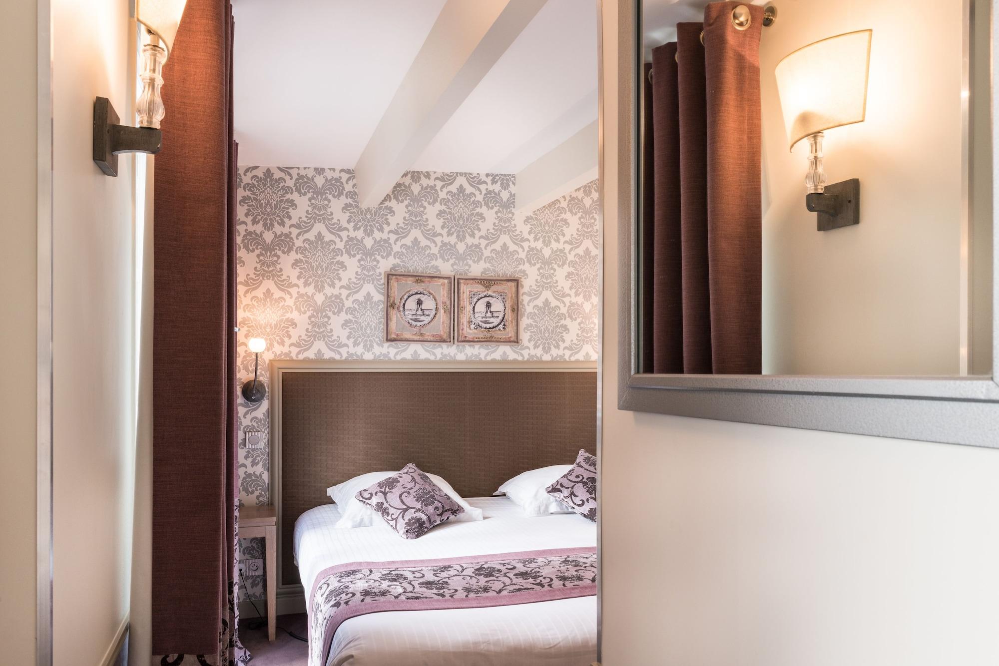 Monceau Wagram Paris