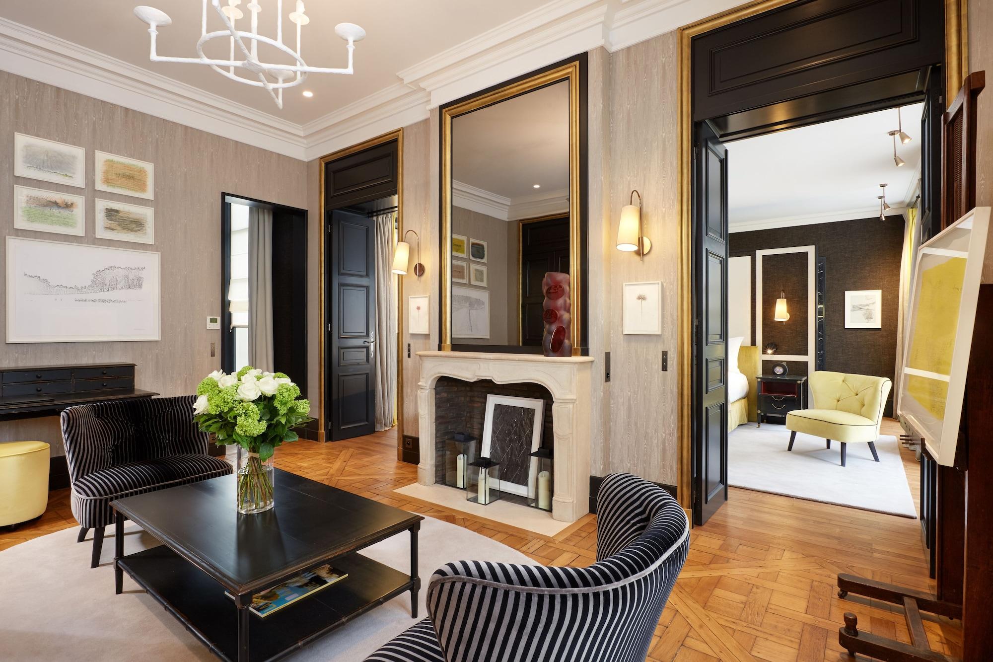 Hotel Le Pavillon De La Reine &