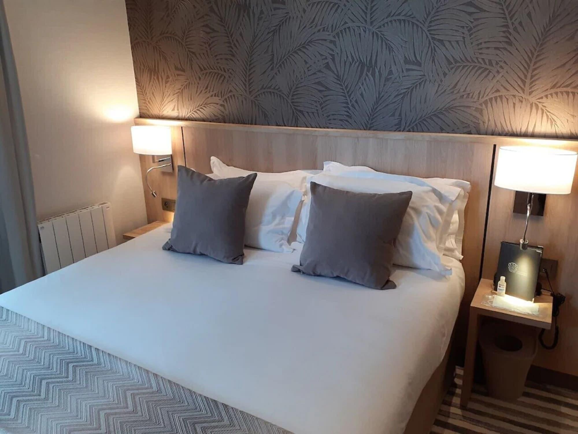 Hotel Lyon Bercy 3*