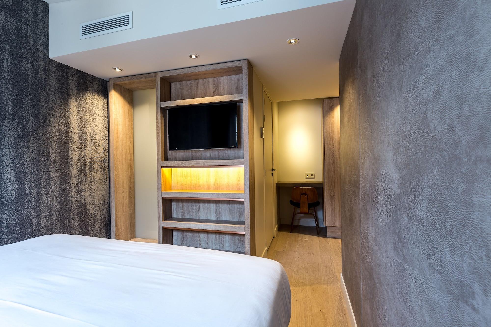Hotel De Lille 4*