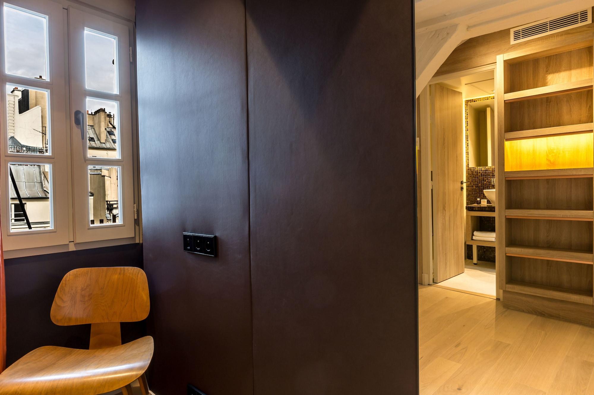 Hotel De Lille 4*