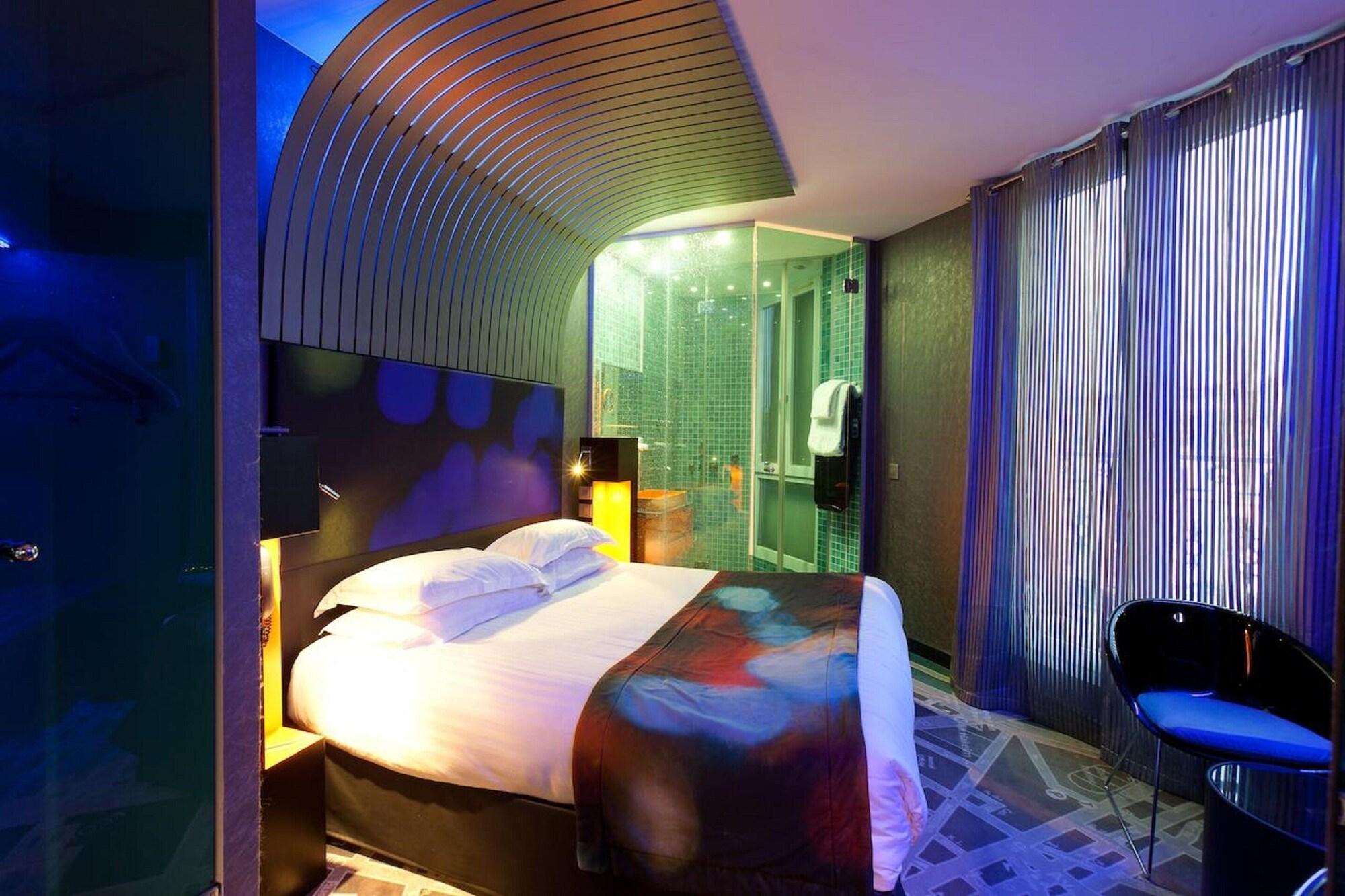 Eiffel Aparthotel Paris