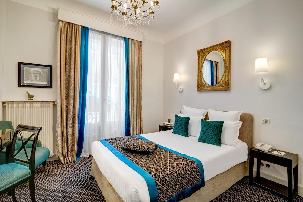 Bradford Elysees - Astotel Hotel
