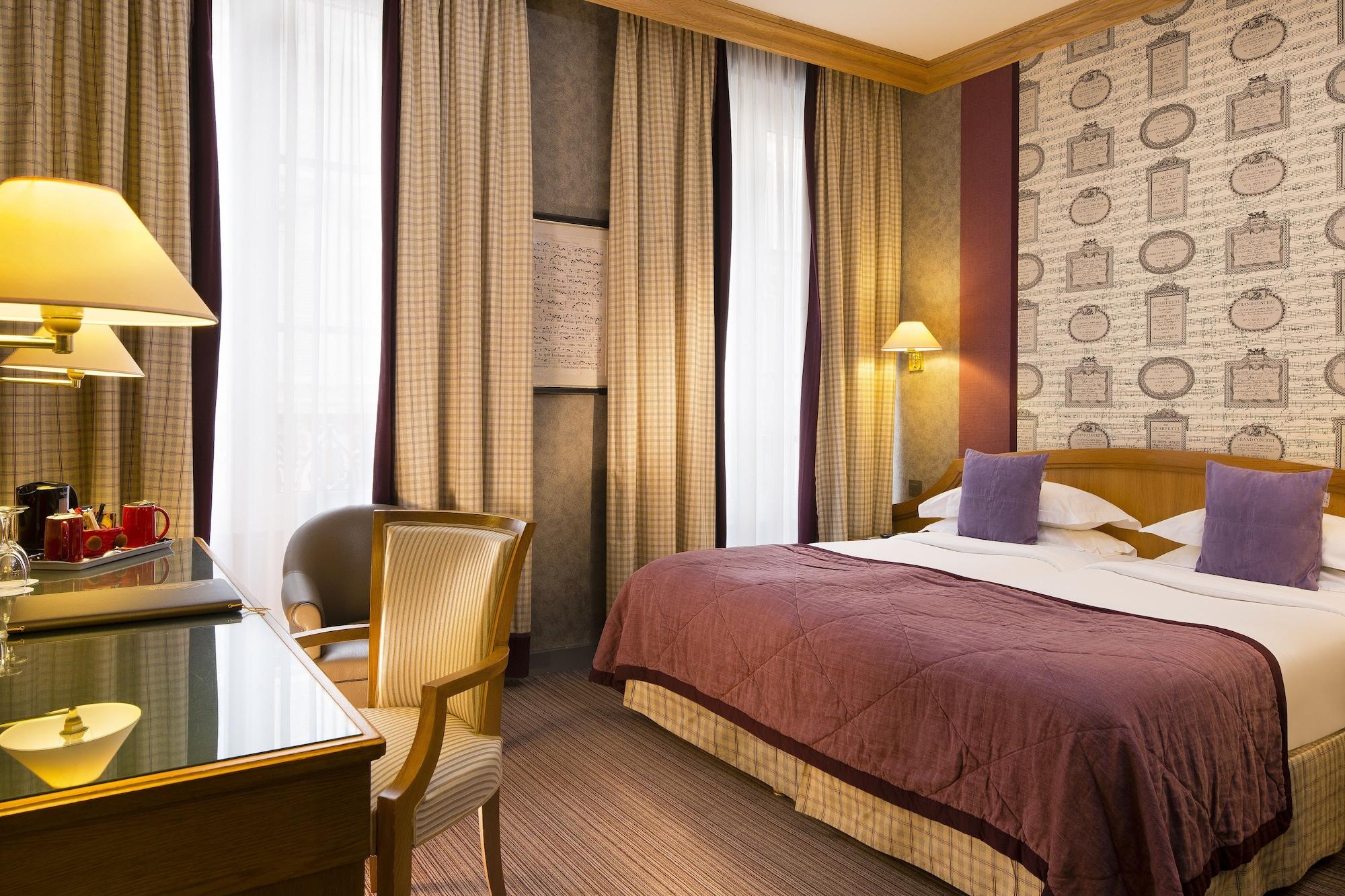 Horset Opera, Western Premier Collection Hotel