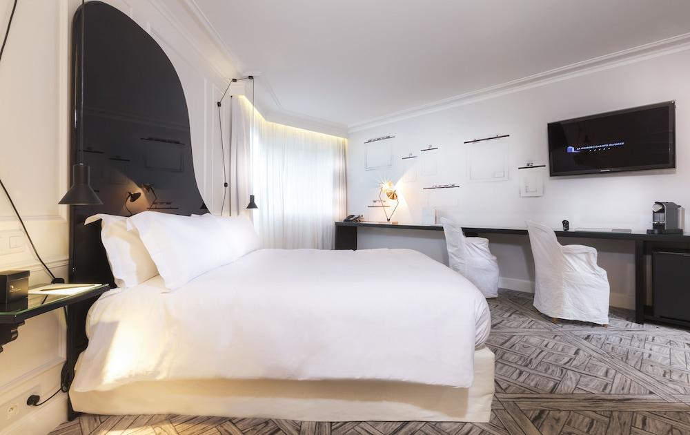 Hotel La Maison Champs Elysees 5*
