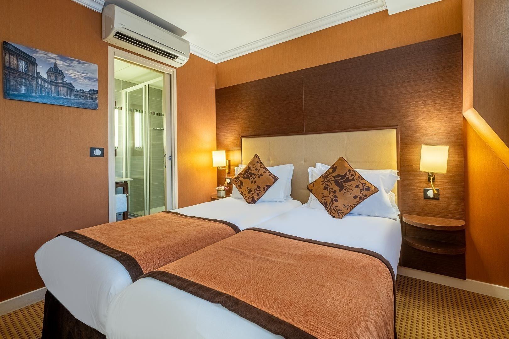 85 Saint Honore Hotel