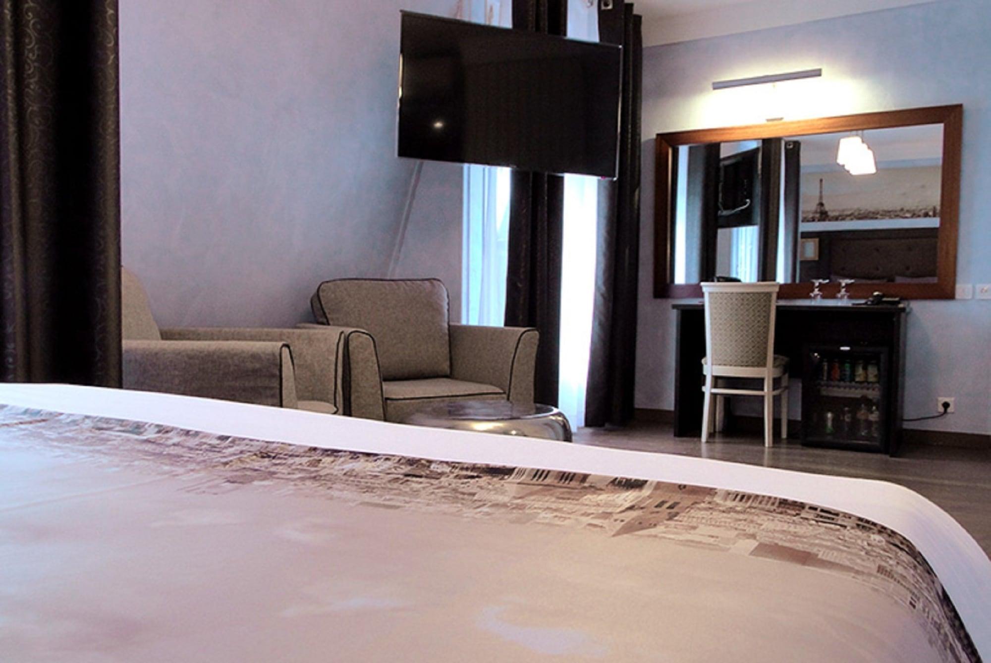 Derby Eiffel 3* Paris