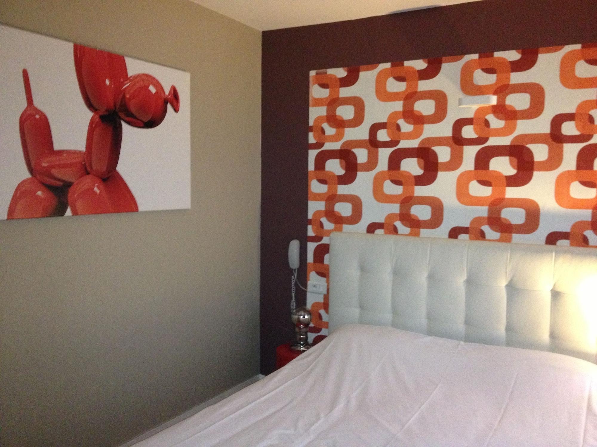 Ideal Design Hotel